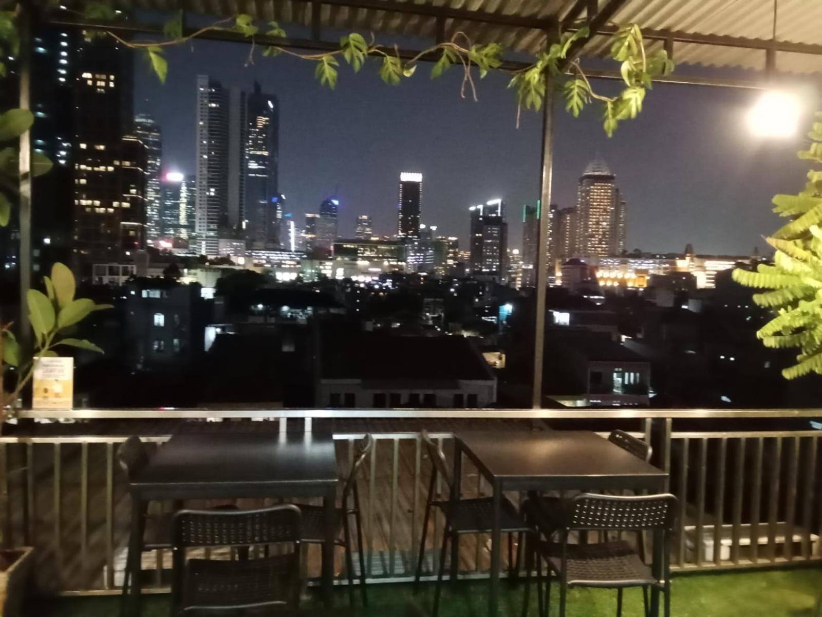 Multi 88 Syariah Hotel Jakarta Exterior photo